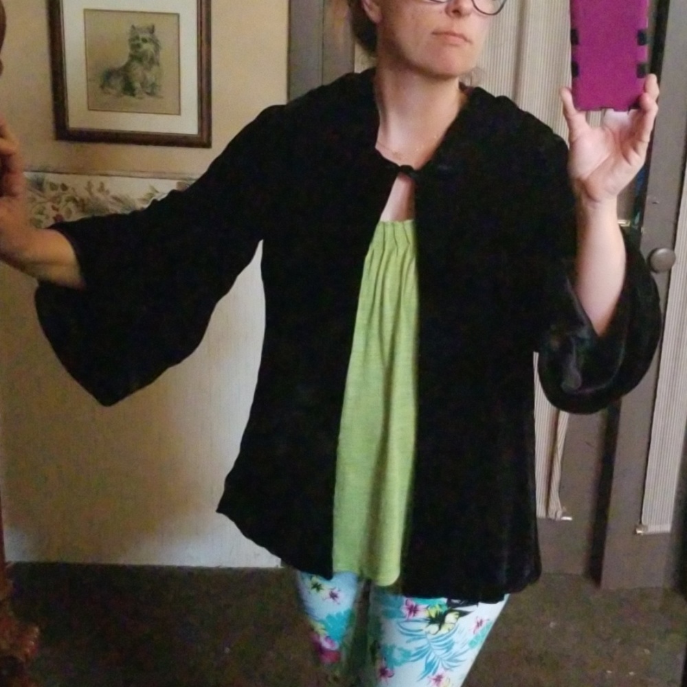 Switzer's Vintage Velvet Cocktail Sleeved Cape